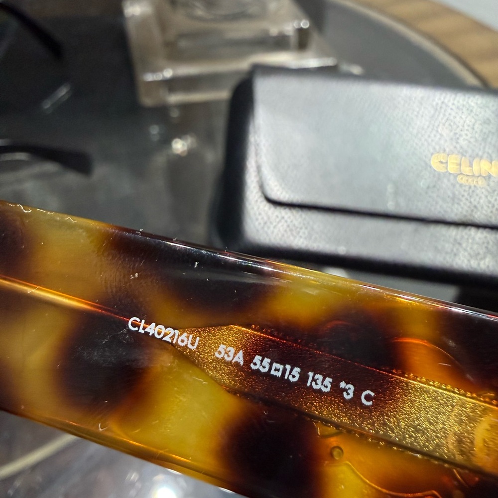 Authentic Celine Triomphe 04 Tortoiseshell Sunglasses - Brown - Picture 8 of 10